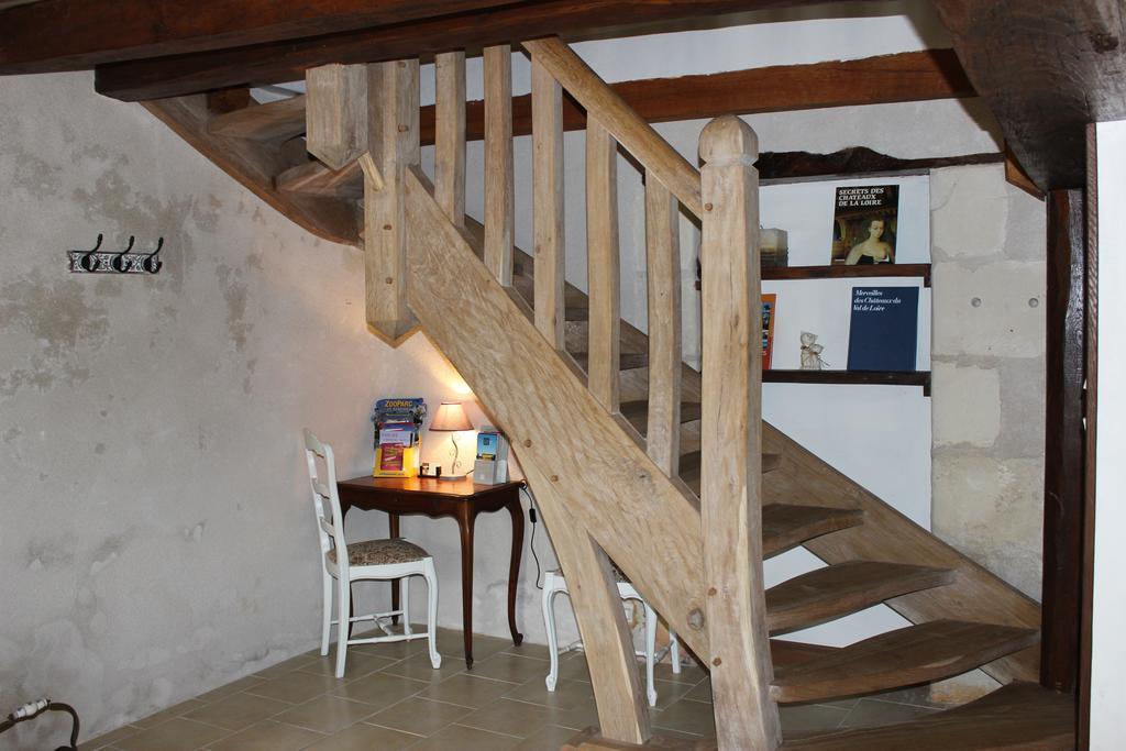 Gites A L'Ombre Des Chenes Châteauvieux Habitación foto